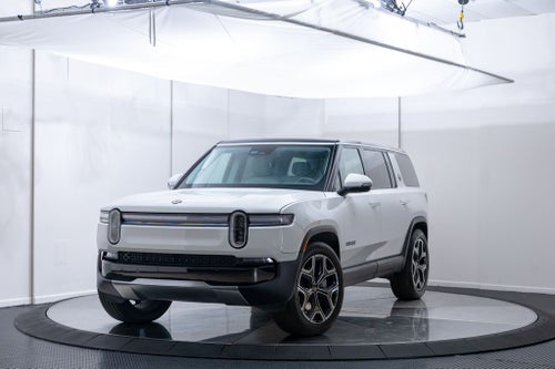 2025 Rivian R1S Adventure Dual Motor Standard Pack