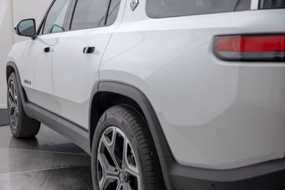 2025 Rivian R1S Adventure Dual Motor Standard Pack