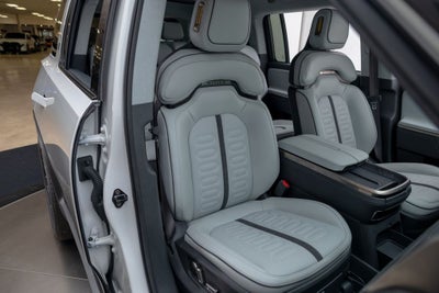 2025 Rivian R1S Adventure Dual Motor Standard Pack