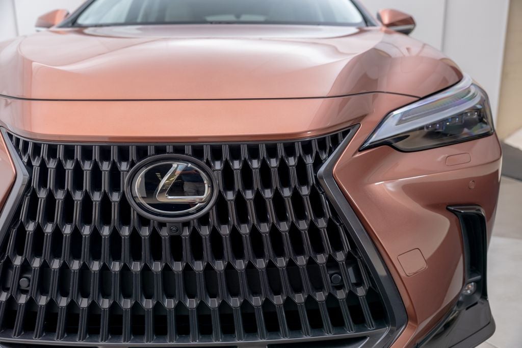 2025 Lexus NX 350h Luxury