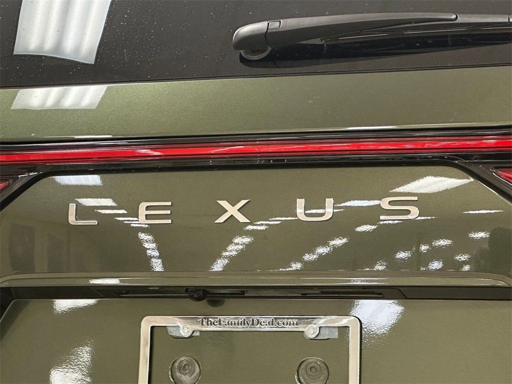 2025 Lexus LX 700h F SPORT