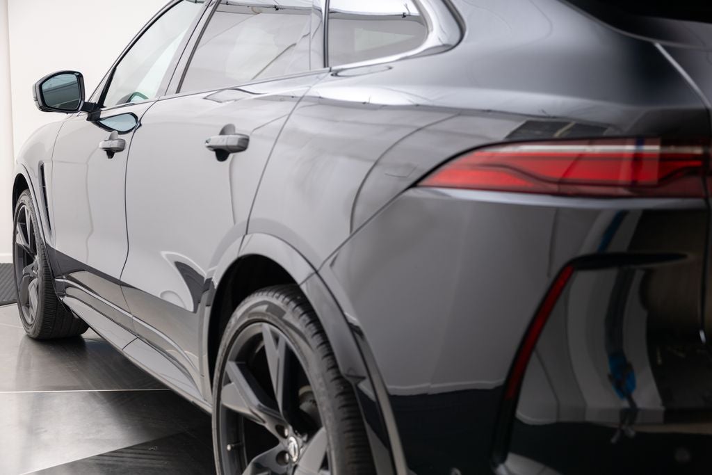 2024 Jaguar F-PACE SVR