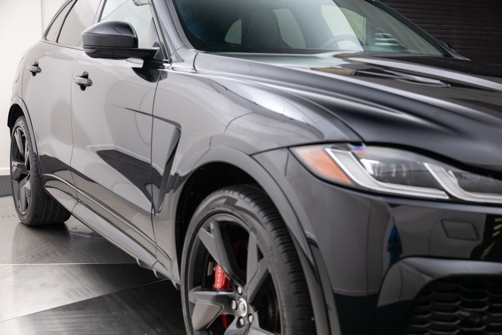 2024 Jaguar F-PACE SVR