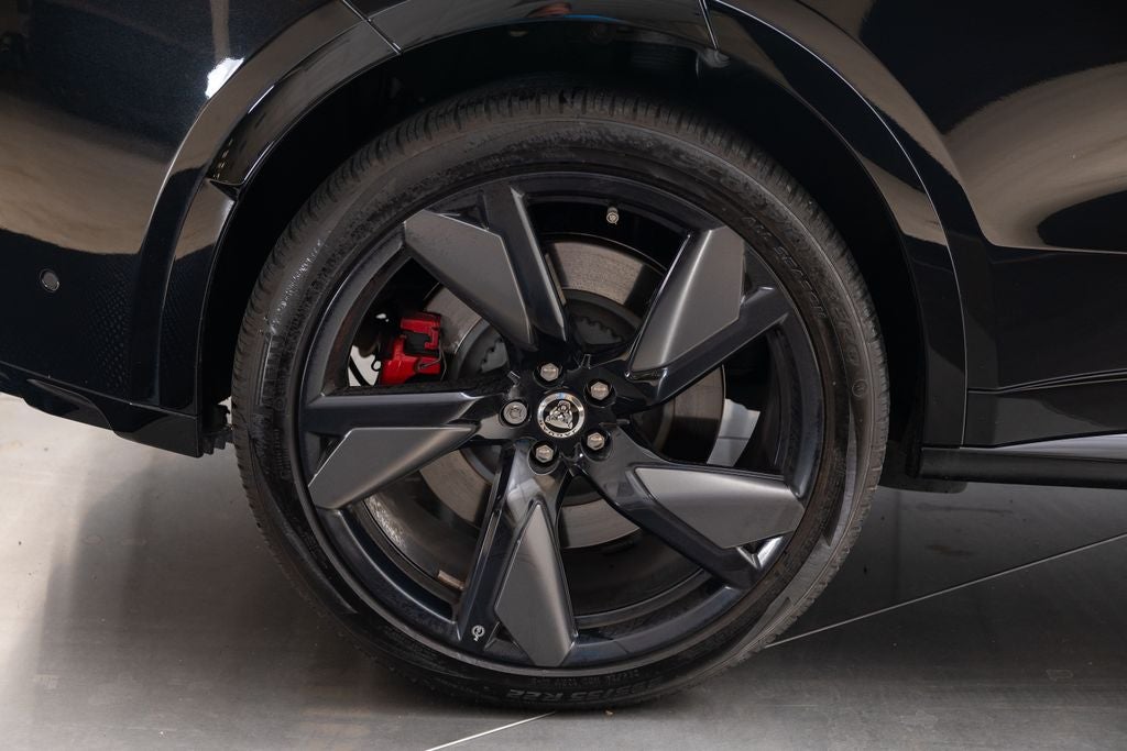 2024 Jaguar F-PACE SVR