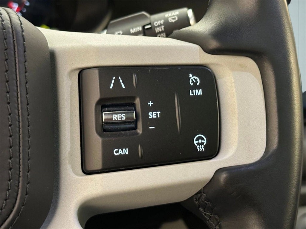 2023 Land Rover Defender 110 X-Dynamic SE