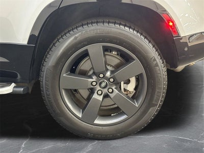 2023 Land Rover Defender 110 X-Dynamic SE