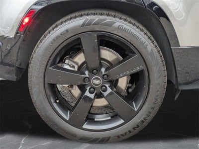 2023 Land Rover Defender 130 X-Dynamic SE