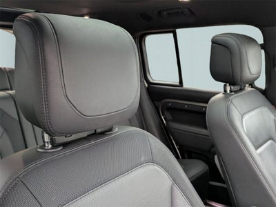 2023 Land Rover Defender 130 X-Dynamic SE