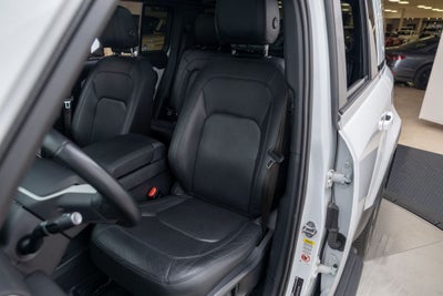2024 Land Rover Defender 110 S