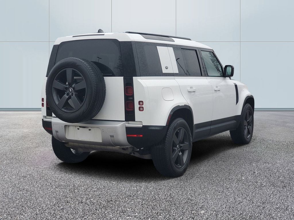 2024 Land Rover Defender 110 S