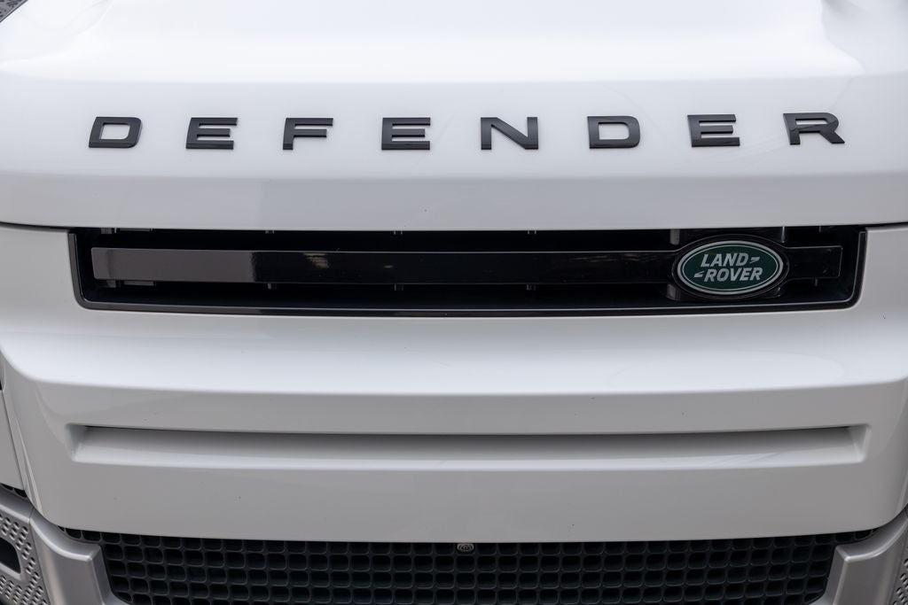 2024 Land Rover Defender 110 S