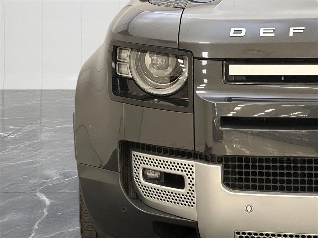 2024 Land Rover Defender 130 S