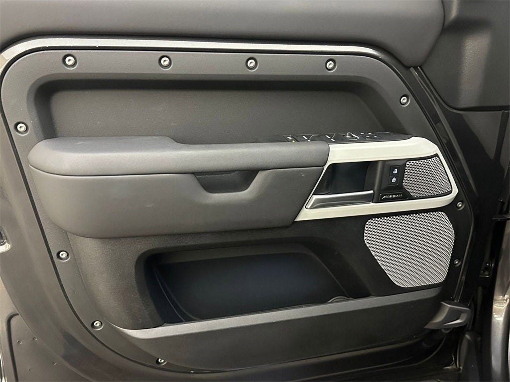 2024 Land Rover Defender 130 S