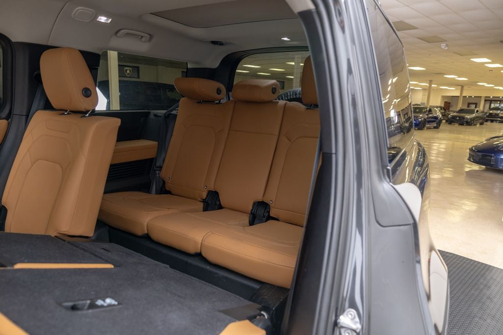 2023 Land Rover Defender 130 First Edition