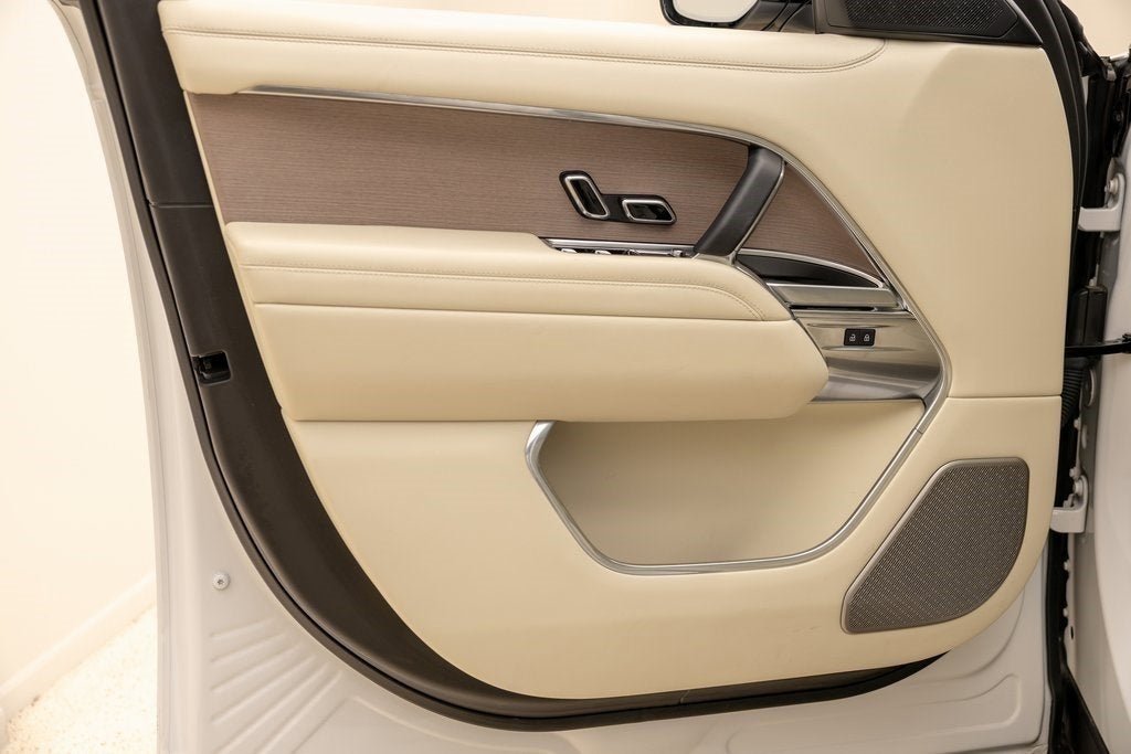 2025 Land Rover Range Rover Autobiography