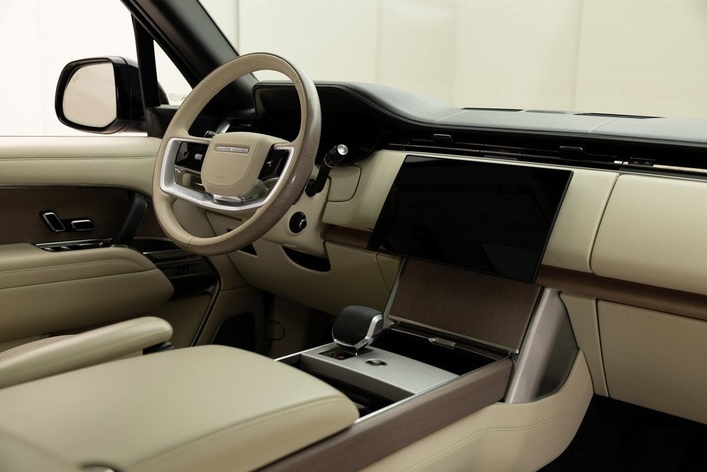 2025 Land Rover Range Rover Autobiography