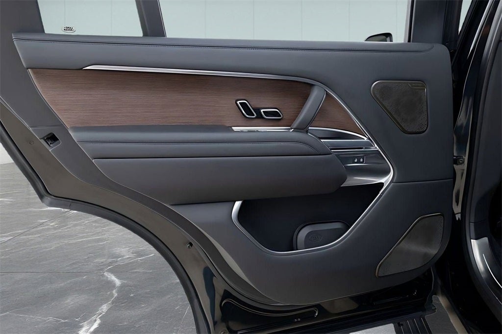 2025 Land Rover Range Rover Autobiography