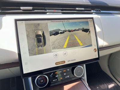 2023 Land Rover Range Rover SE