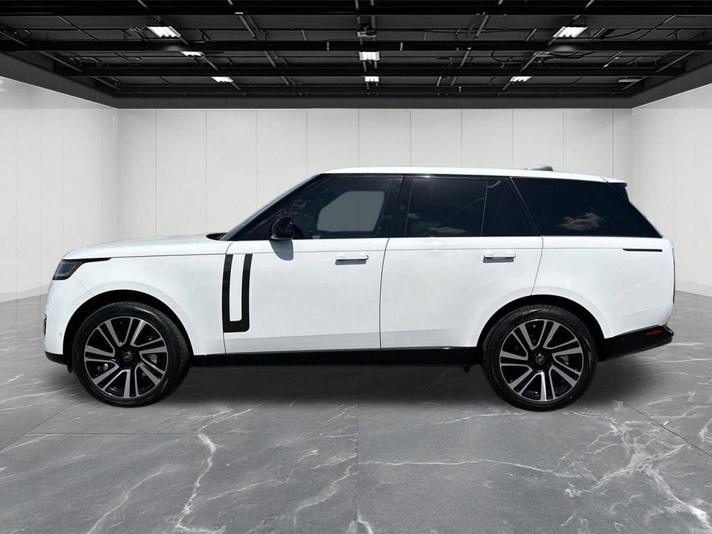2023 Land Rover Range Rover SE
