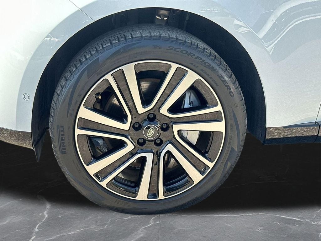 2023 Land Rover Range Rover SE