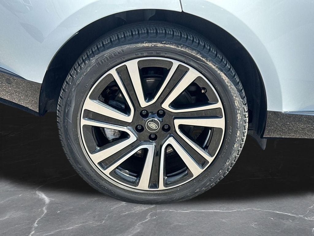 2023 Land Rover Range Rover SE