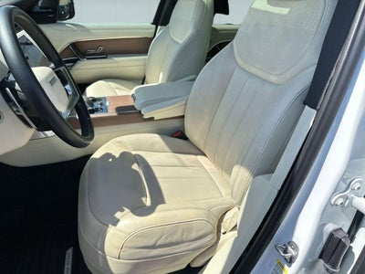 2023 Land Rover Range Rover SE