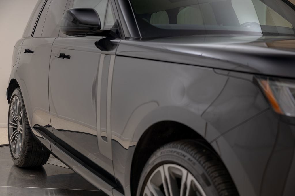 2025 Land Rover Range Rover SE