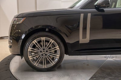 2025 Land Rover Range Rover SE
