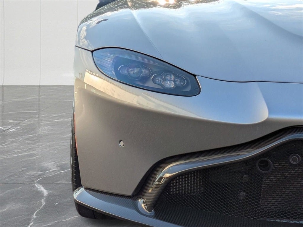 2019 Aston Martin Vantage Base