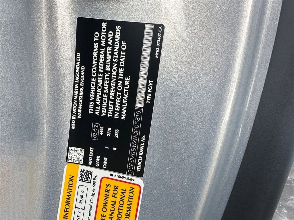 2022 Aston Martin Vantage Base