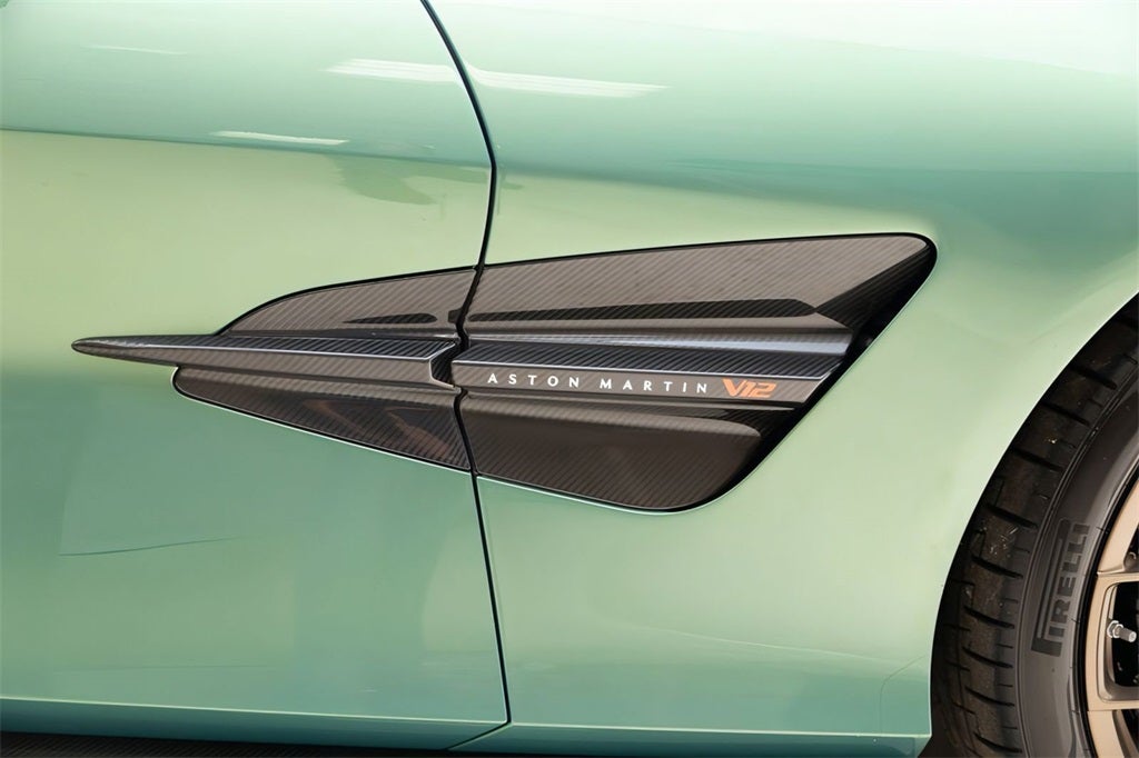 2025 Aston Martin Vanquish V12