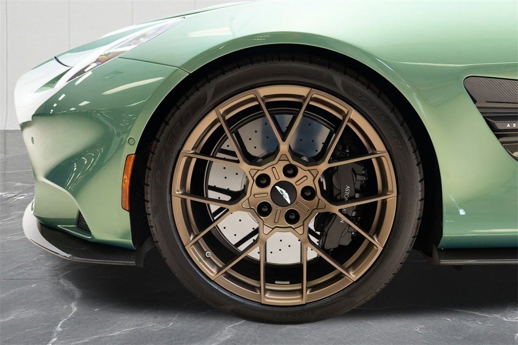 2025 Aston Martin Vanquish V12