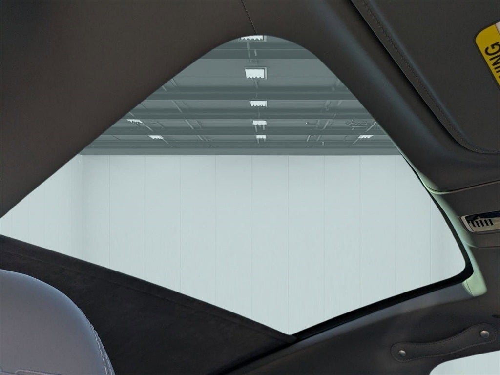 2021 Aston Martin DBX Base