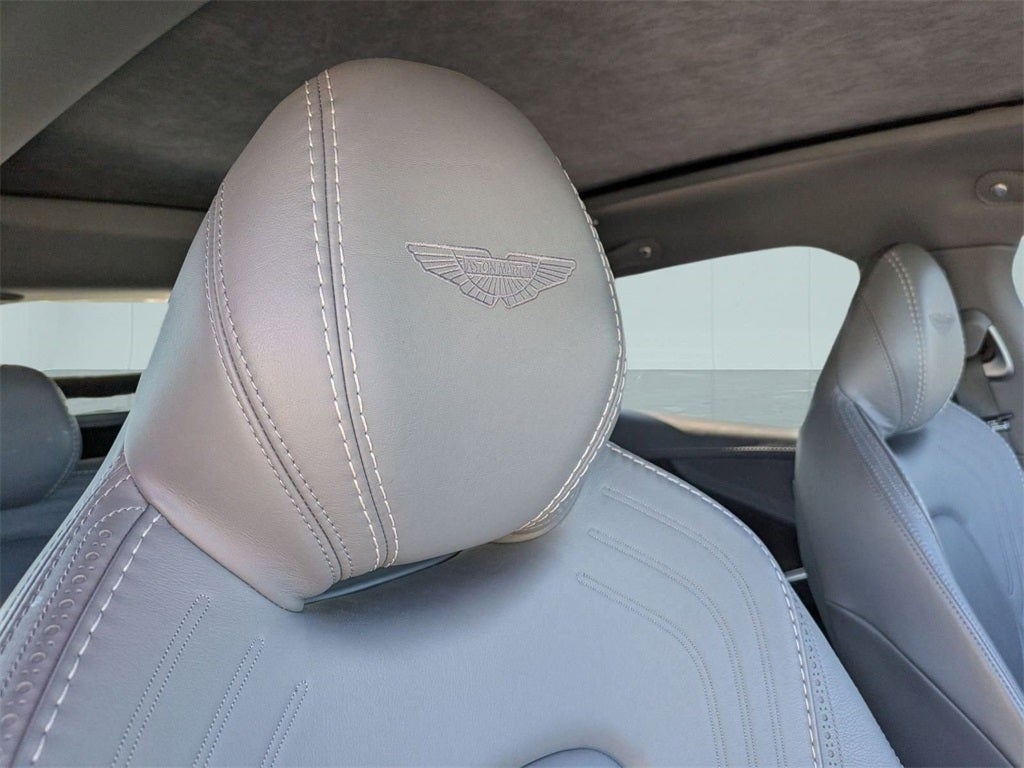 2021 Aston Martin DBX Base