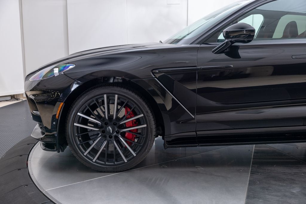 2023 Aston Martin DBX 707