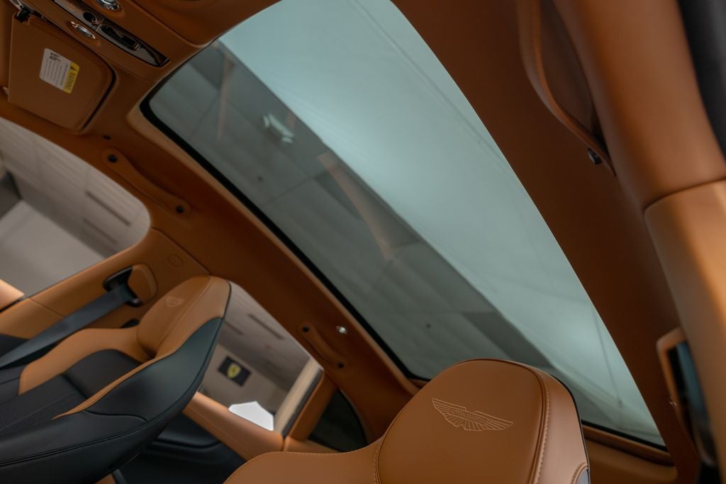 2025 Aston Martin DBX 707