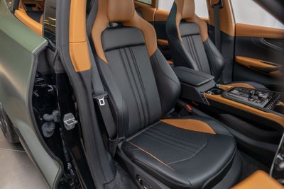 2025 Aston Martin DBX 707