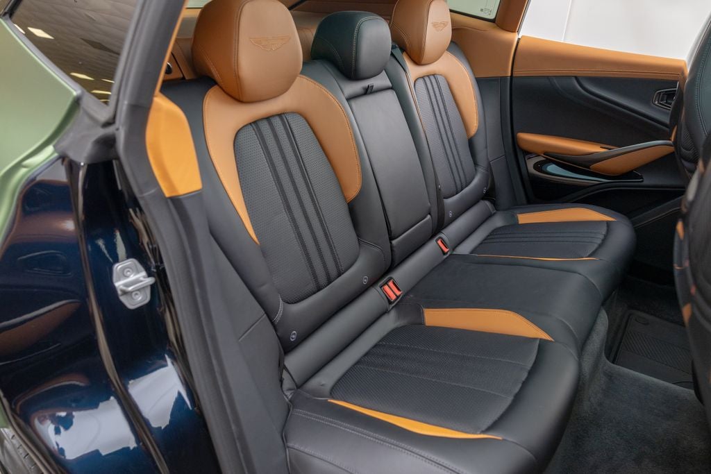 2025 Aston Martin DBX 707