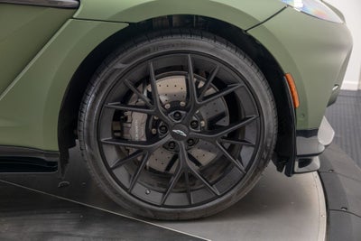 2025 Aston Martin DBX 707