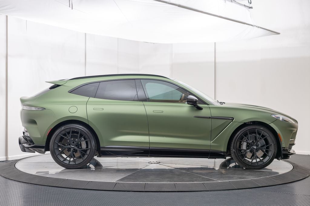 2025 Aston Martin DBX 707