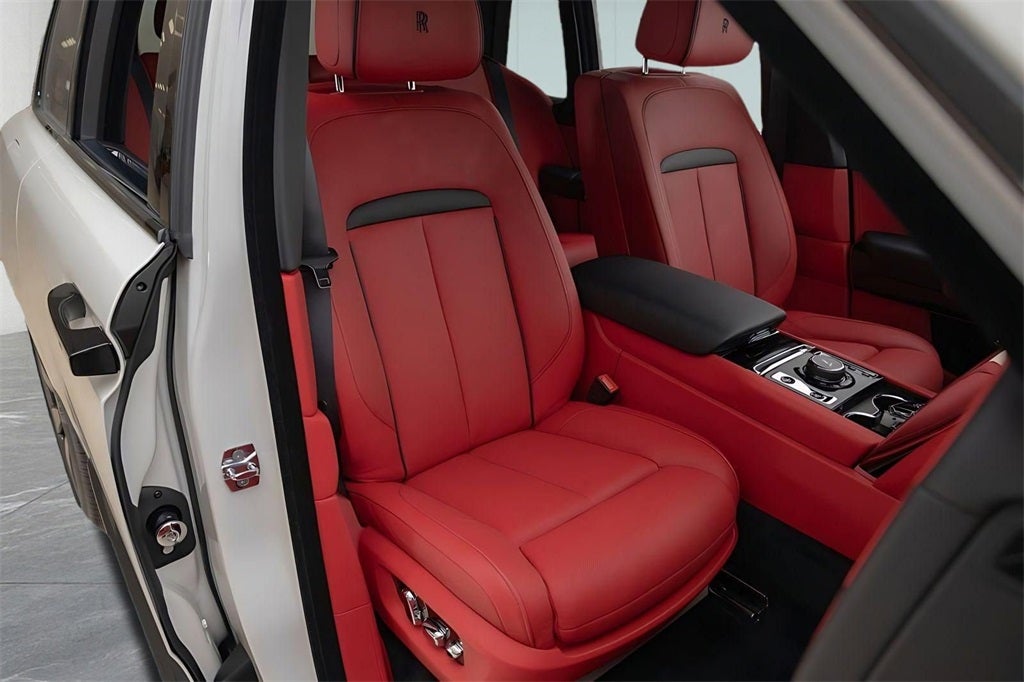 2023 Rolls-Royce Cullinan Base