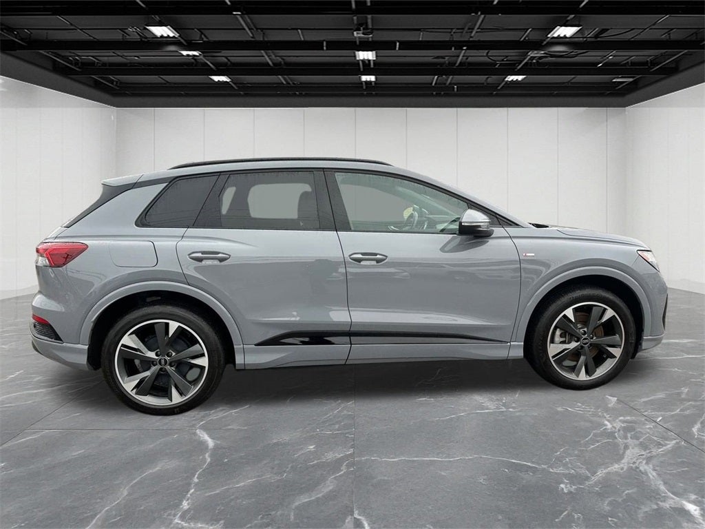 2024 Audi Q4 e-tron Premium quattro