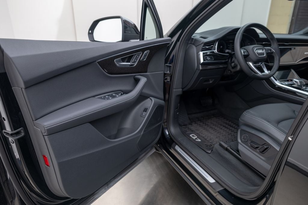 2026 Audi Q7 55 Premium Plus quattro