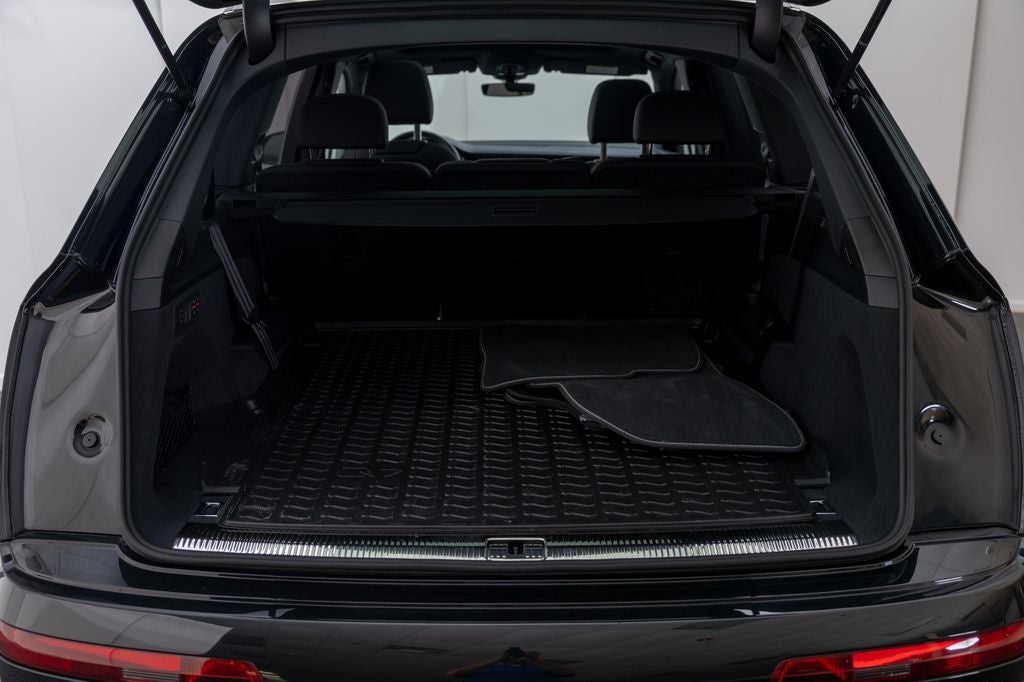 2026 Audi Q7 55 Premium Plus quattro