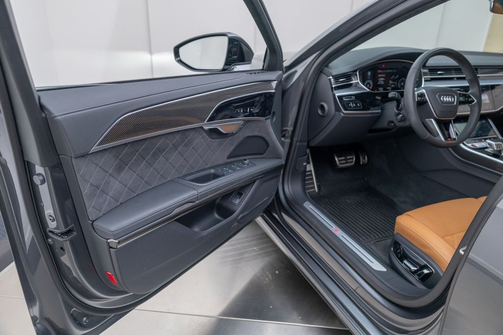 2025 Audi S8 4.0T quattro