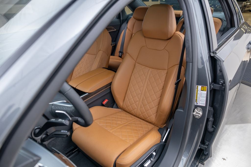 2025 Audi S8 4.0T quattro