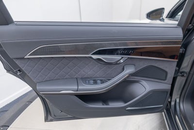 2025 Audi S8 4.0T quattro