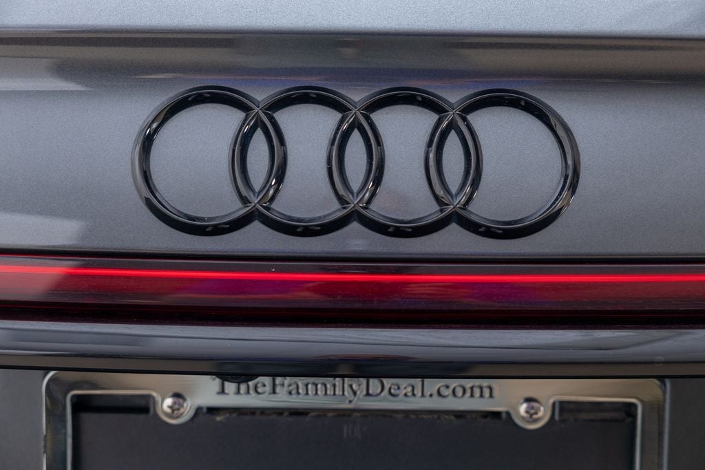 2025 Audi S8 4.0T quattro