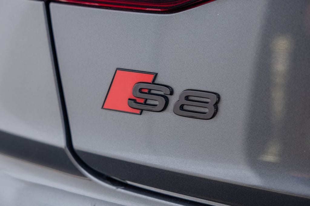 2025 Audi S8 4.0T quattro