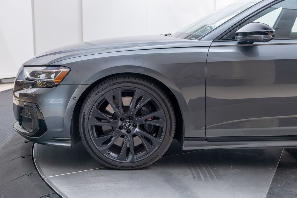 2025 Audi S8 4.0T quattro